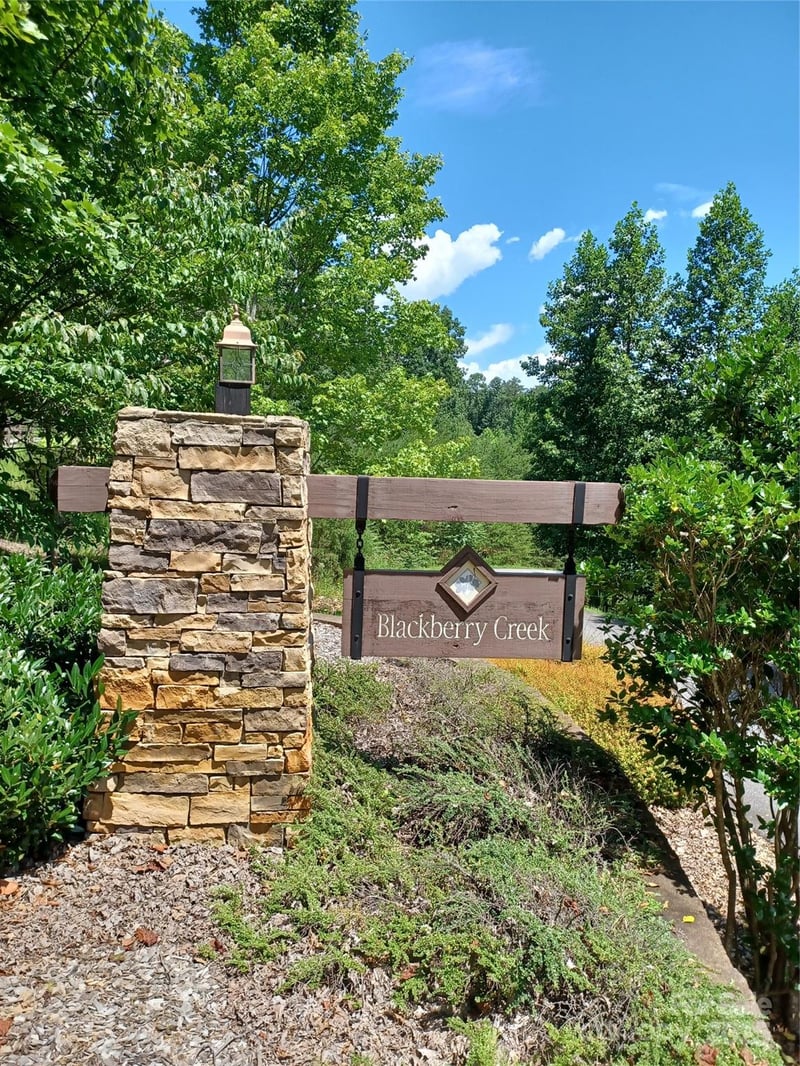 88 Lowden Dr #88, Nebo, NC 28761