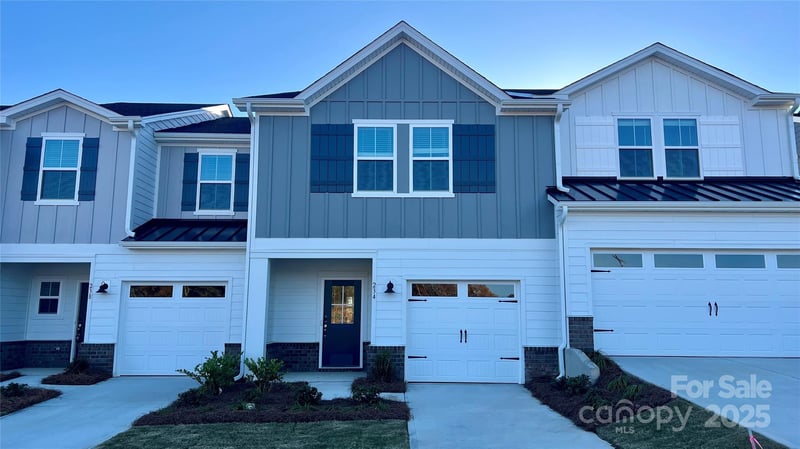 234 Tiger Lily Dr, Fort Mill, SC 29708