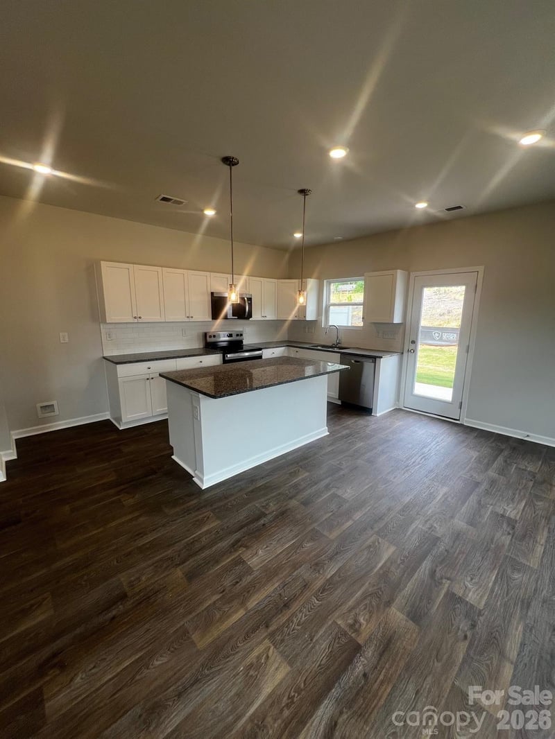 4601 Green Drake Dr, Charlotte, NC 28269