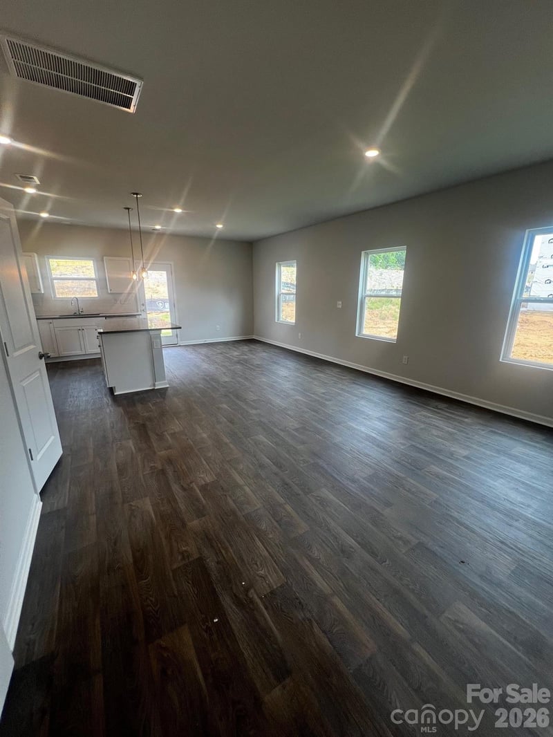 4601 Green Drake Dr, Charlotte, NC 28269