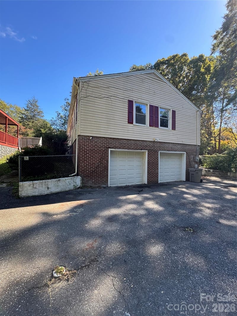 1934 Linwood Rd, Gastonia, NC 28052