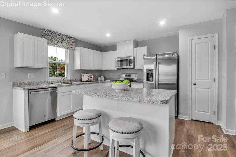 5925 Granbury Dr, Kannapolis, NC 28081