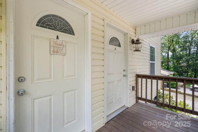 212 - 214 Portmanvilla Rd, Black Mountain, NC 28711