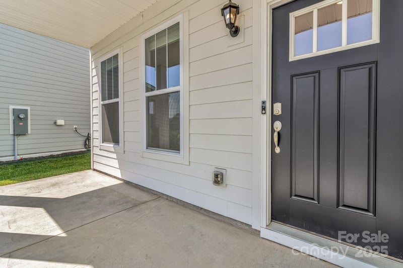 59 Thornberry Rd, Hendersonville, NC 28792