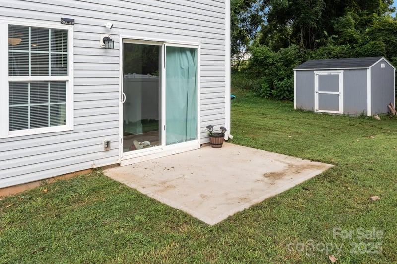 818 Carolina Ave, Bessemer City, NC 28016