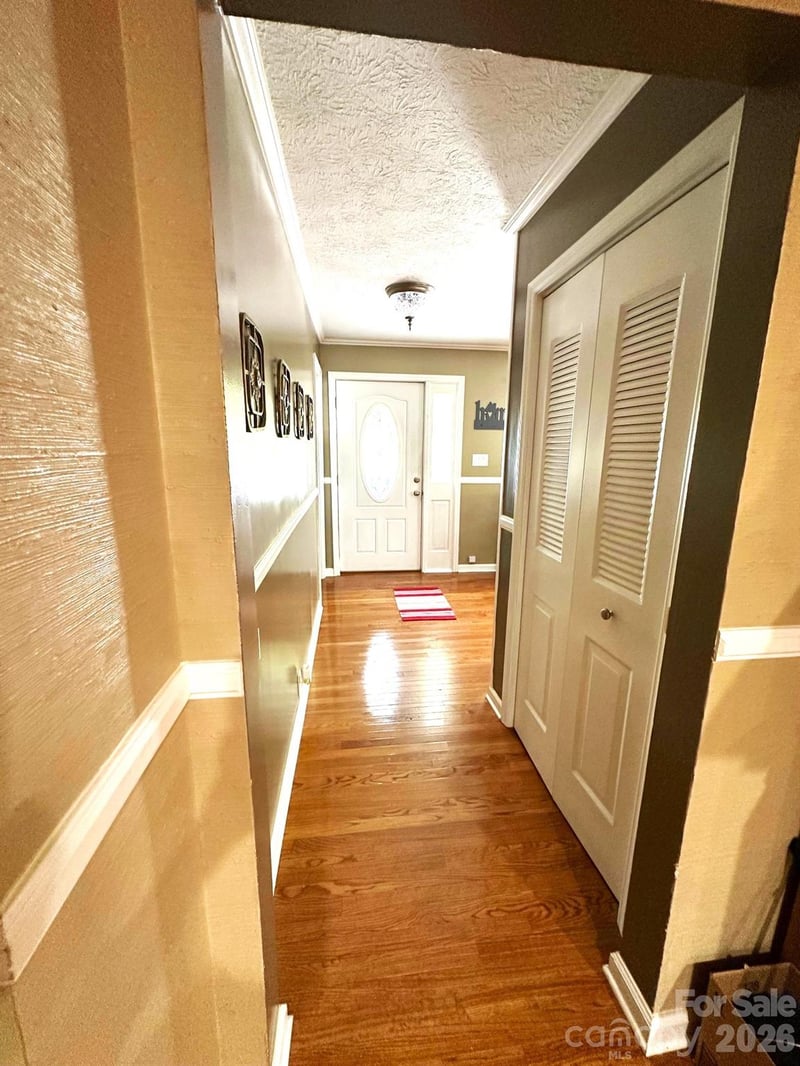 25 Norman Rd, Fletcher, NC 28732