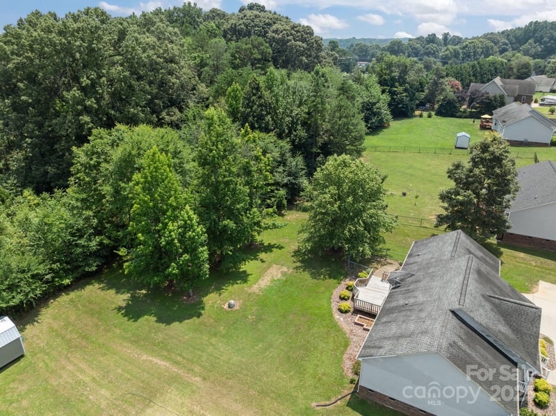 226 Brooks Farm Dr, Rockwell, NC 28138