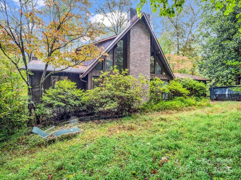421 Chickadee Ln, Brevard, NC 28712