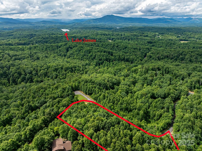 155 Big View Dr #155, Marion, NC 28752