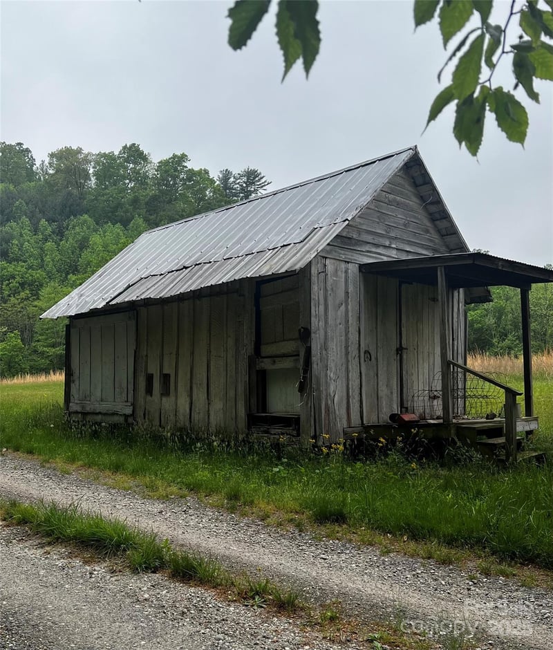 2255 Nc Hwy 268 Hw, Wilkesboro, NC 28697