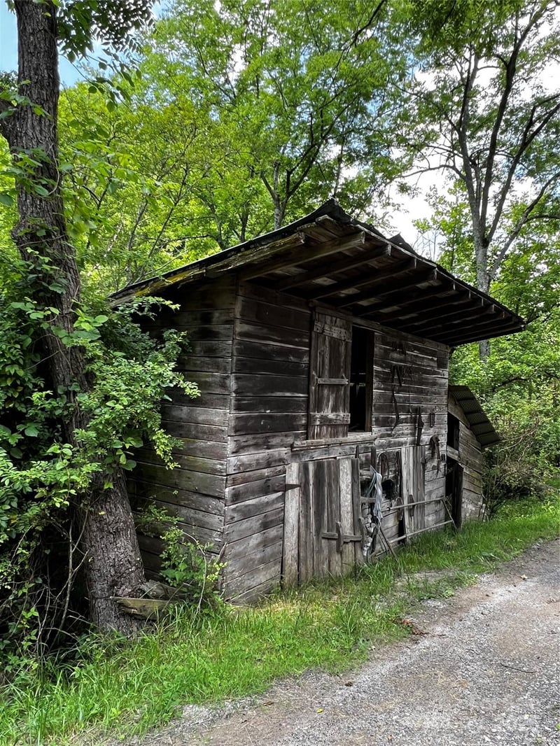 2255 Nc Hwy 268 Hw, Wilkesboro, NC 28697
