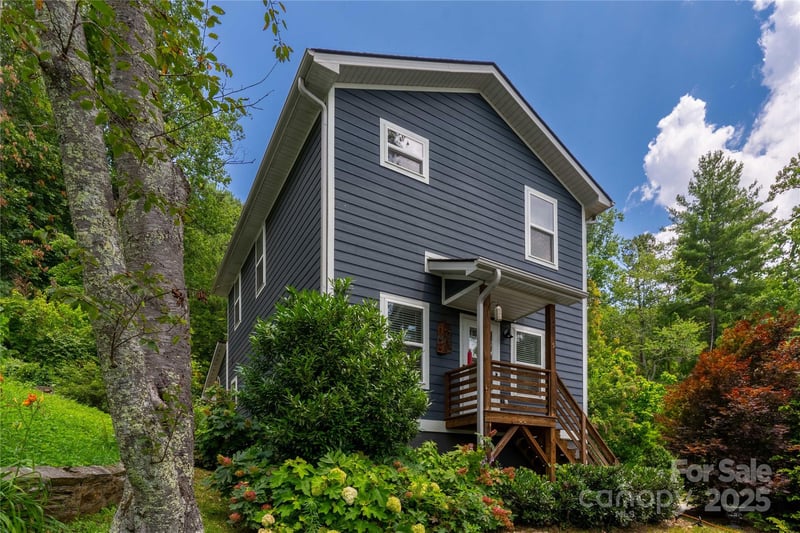 5 Koenig Way, Asheville, NC 28804