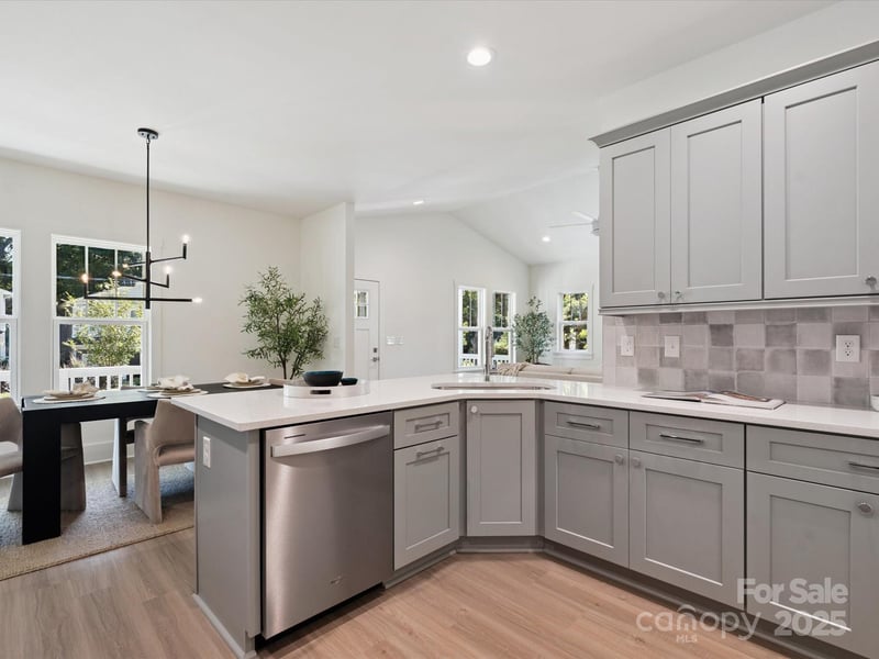 4111 Rutgers Ave, Charlotte, NC 28206