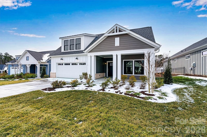 235 Alenda Lux Cir, Mooresville, NC 28115