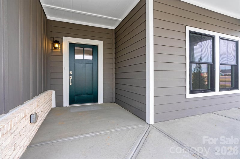 235 Alenda Lux Cir, Mooresville, NC 28115