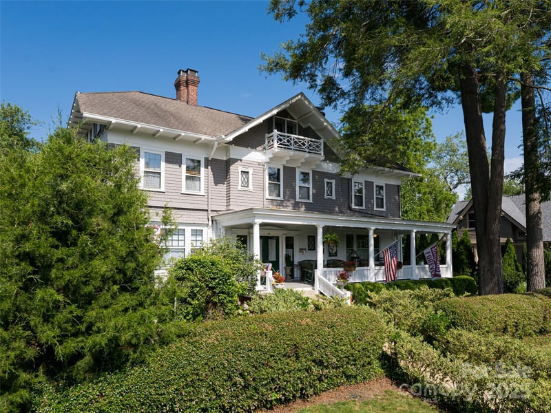 46 Cumberland Cir, Asheville, NC 28801