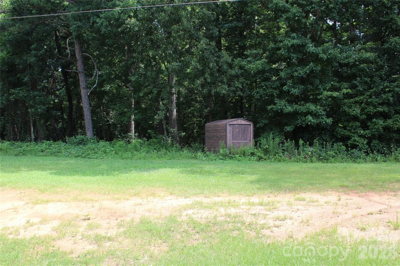 7220 Little Mountain Rd, Sherrills Ford, NC 28673