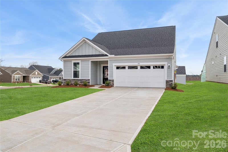 955 Exeter Dr, Sherrills Ford, NC 28673