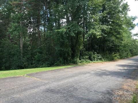 Joshua Dr, Forest City, NC 28043