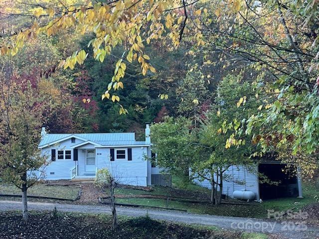 530 Rebel Ridge Rd, Marshall, NC 28753