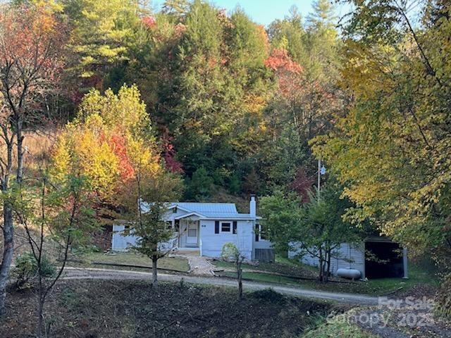 530 Rebel Ridge Rd, Marshall, NC 28753