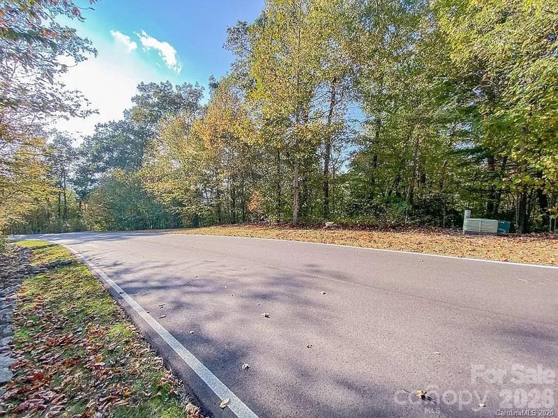 215 Crossvine Trl #11, Hendersonville, NC 28739
