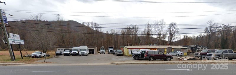 1311 Tunnel Rd, Asheville, NC 28805