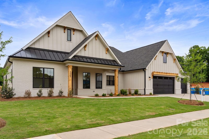 1008 Courtney Ln #28, Wesley Chapel, NC 28173