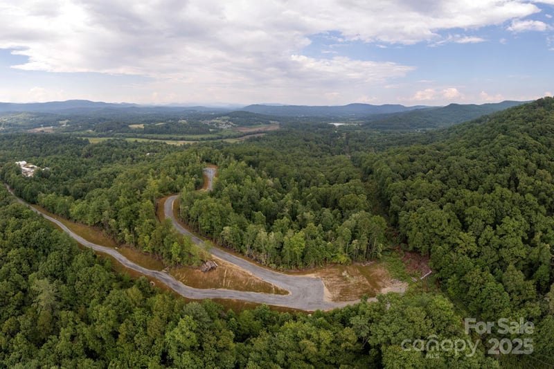 Masterpiece View Dr #8, Hendersonville, NC 28739