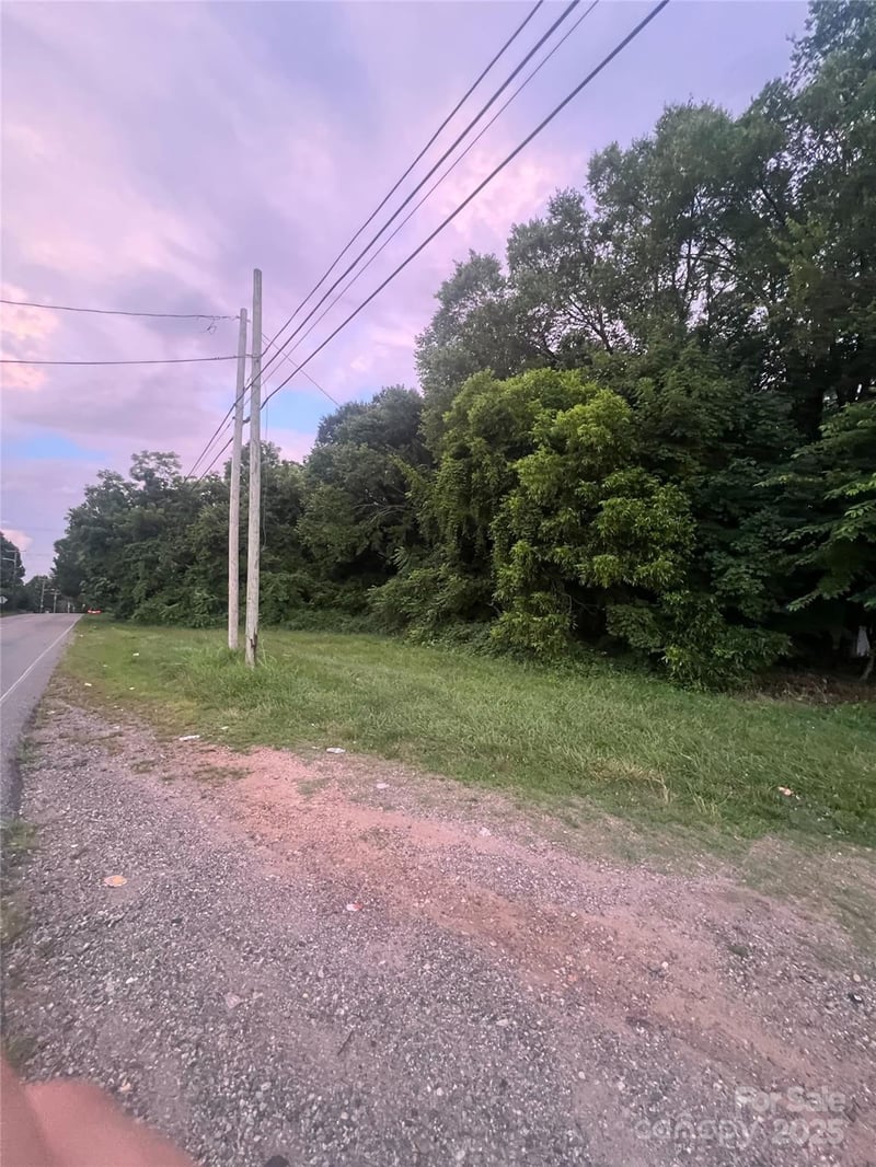 Winston Ave, Statesville, NC 28677