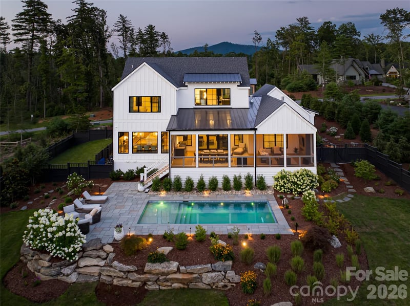 320 Flowering Vine Ct, Asheville, NC 28803