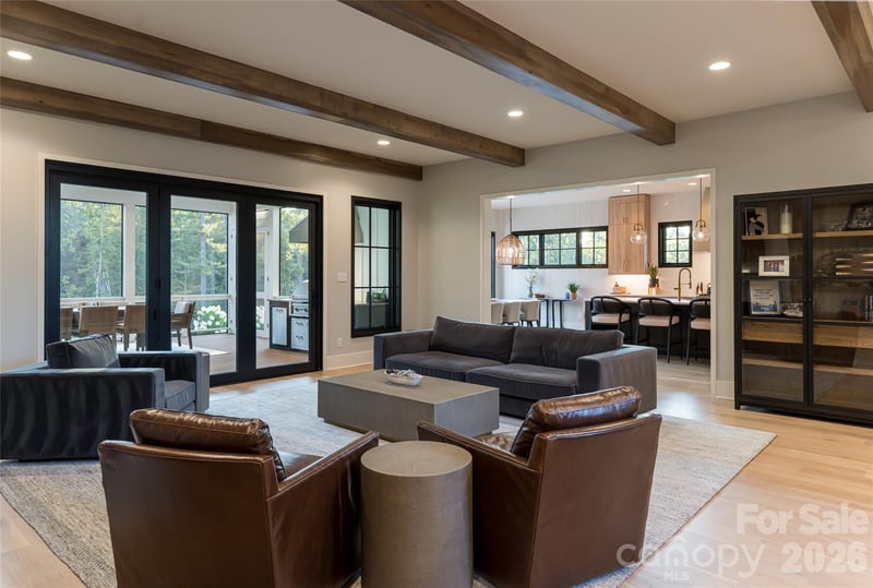 320 Flowering Vine Ct, Asheville, NC 28803