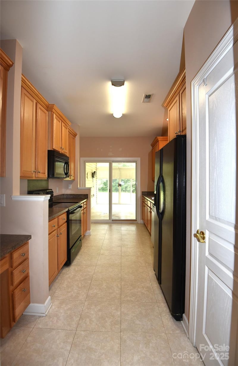 237 River Birch Dr, Salisbury, NC 28146