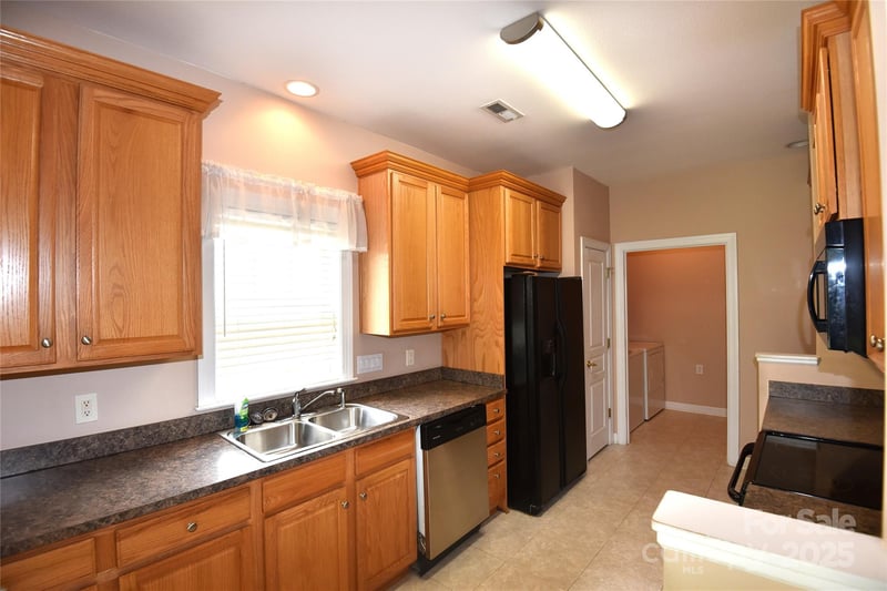 237 River Birch Dr, Salisbury, NC 28146