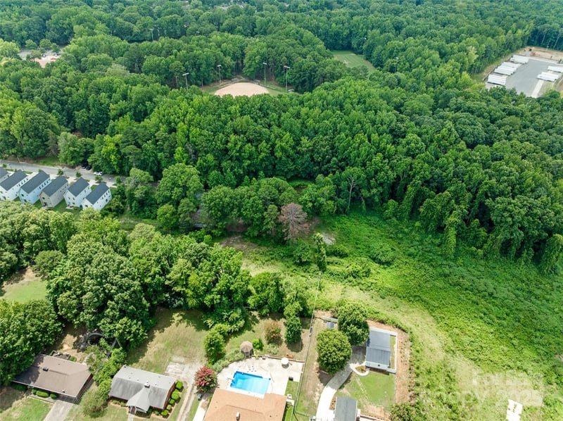 3901 - 3925 Merlane Dr, Charlotte, NC 28206