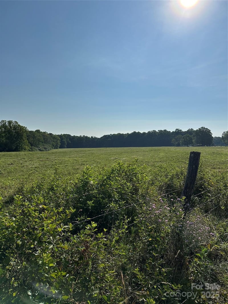 130 Sunnyside Shady Rest Rd, Bessemer City, NC 28016