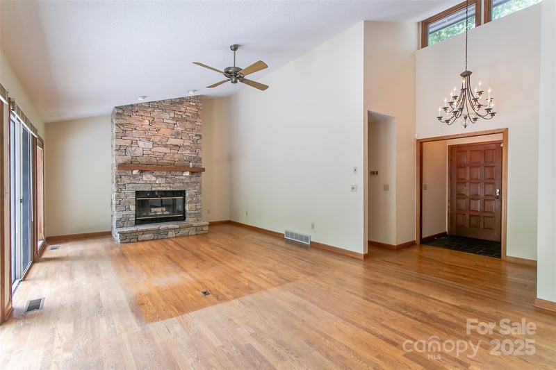 47 Tsitsi Ct, Brevard, NC 28712