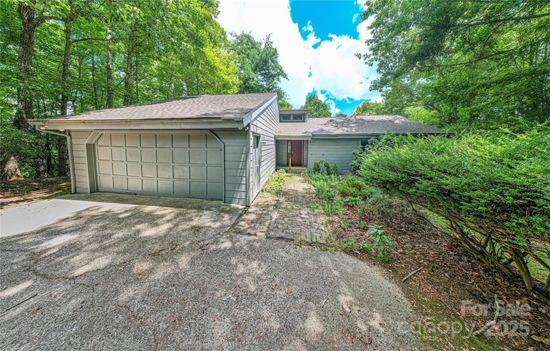 47 Tsitsi Ct, Brevard, NC 28712