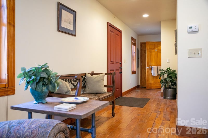 370 Moons Rest Ln, Brevard, NC 28712