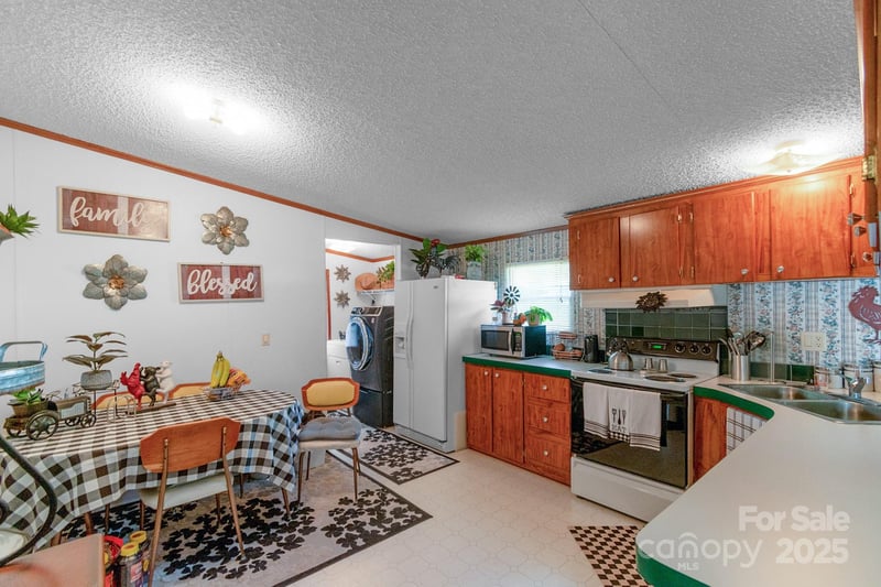 1827 Brown Rd, Richburg, SC 29729