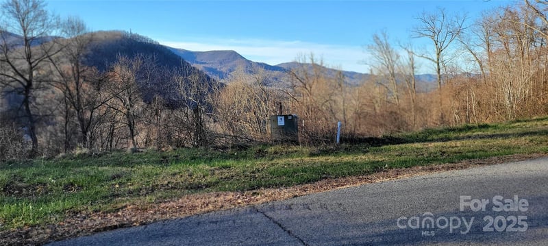 38 Rons Rg, Waynesville, NC 28785
