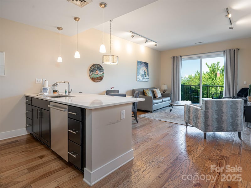 45 Asheland Ave #402, Asheville, NC 28801