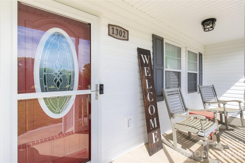 1302 Bryson Creek Dr, Mcconnells, SC 29726