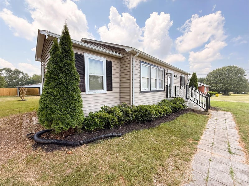 1782 Us 74 Business Hw, Ellenboro, NC 28040