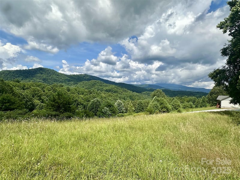 9 Dream Valley Dr #9, Clyde, NC 28721