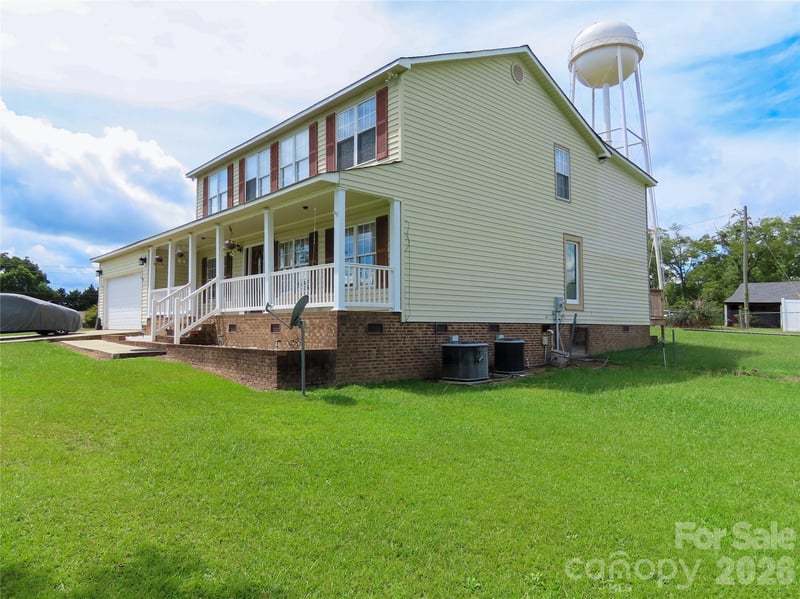 204 Rowland Ave, Heath Springs, SC 29058