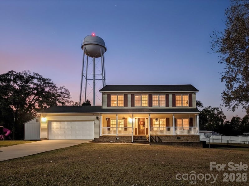 204 Rowland Ave, Heath Springs, SC 29058