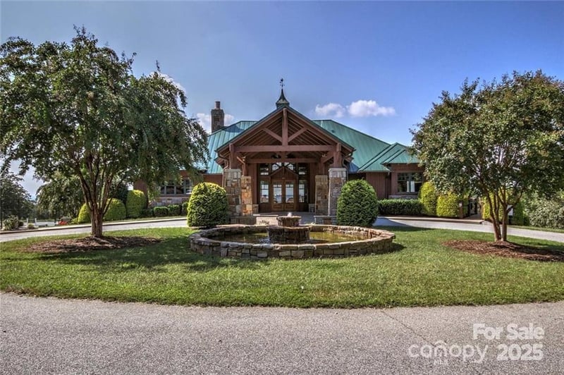 350 Pinnacle Trl, Denton, NC 27239