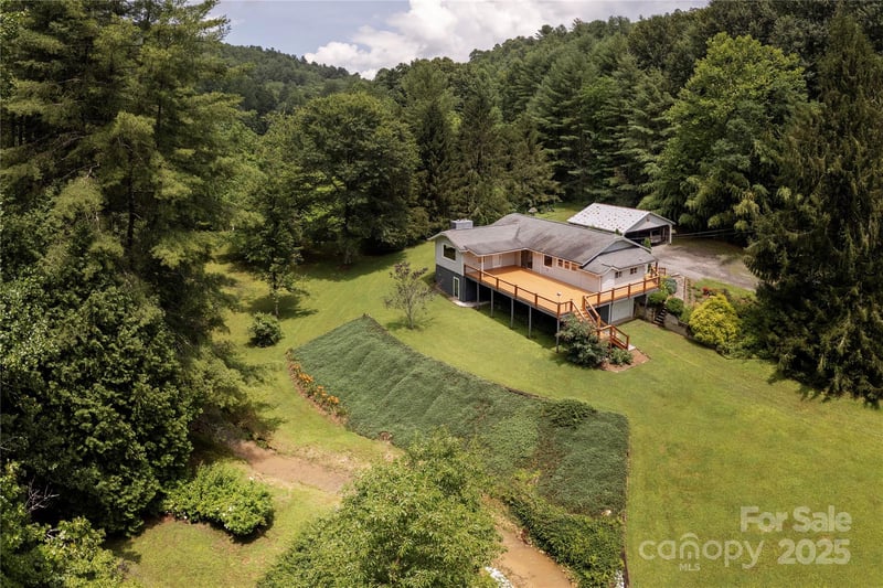 788 Old Nc 280 Hw, Pisgah Forest, NC 28768