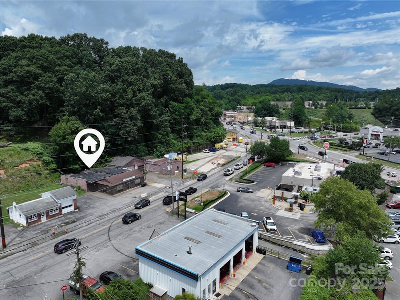 719 Dellwood City Rd, Waynesville, NC 28786